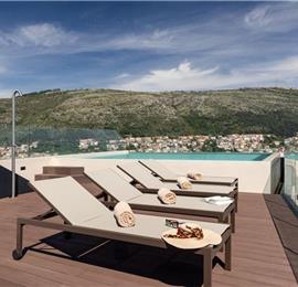 6 Bedroom Villa with Heated Infinity Pool and Sea Views in Dubrovnik, Sleeps 12